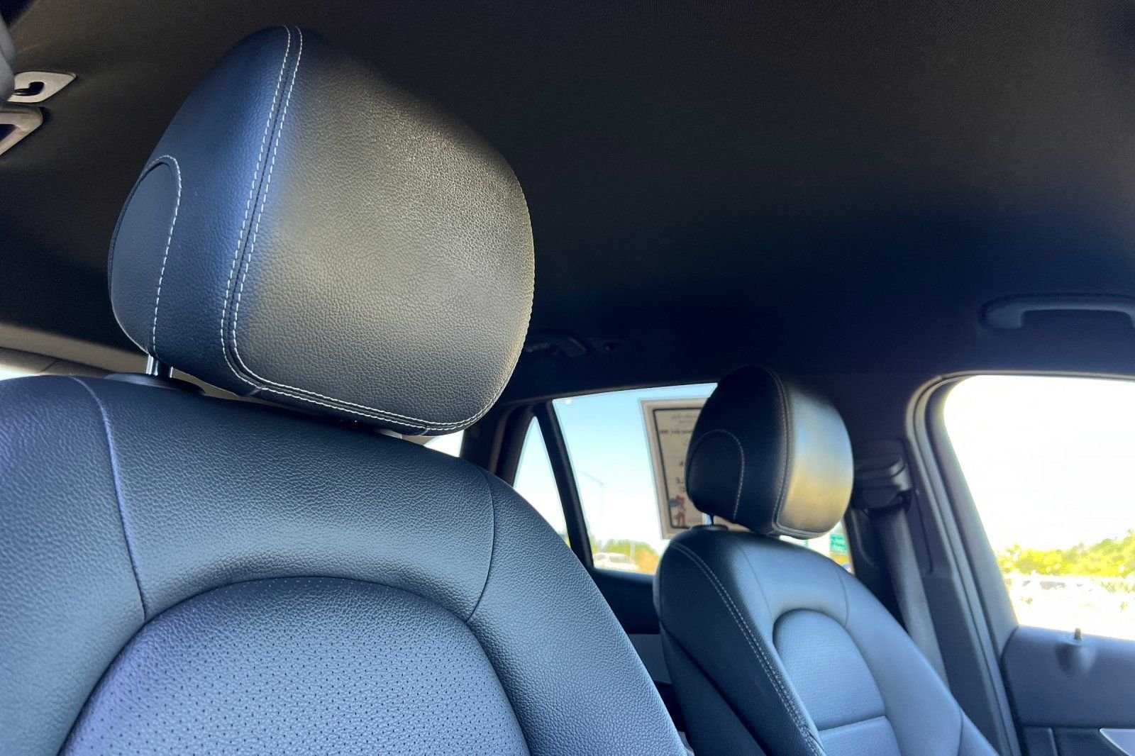 Used 2019  Mercedes-Benz 300 image 21