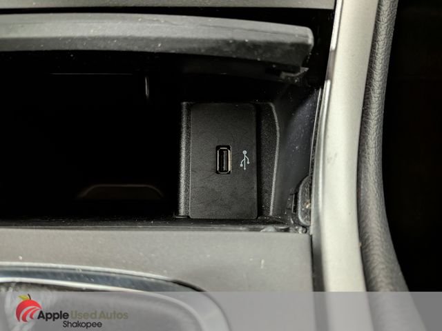 Used 2018 Blue Ford SEL image 22