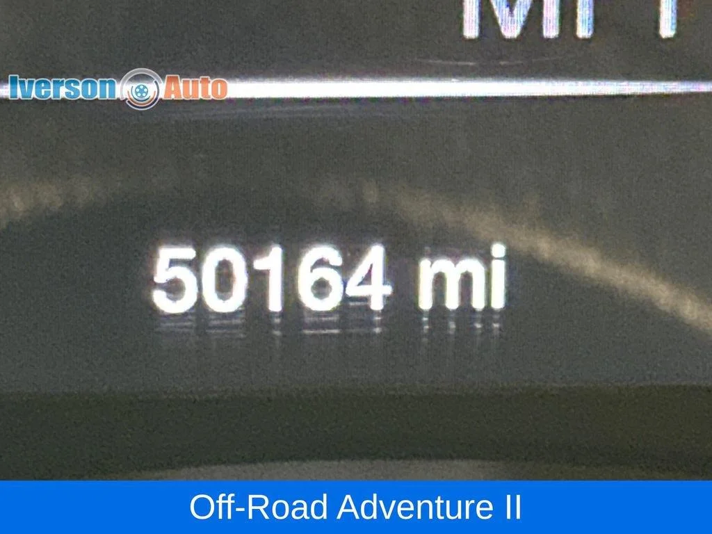 Used 2020 Diamond Black Crystal Pearlcoat Jeep Overland image 20
