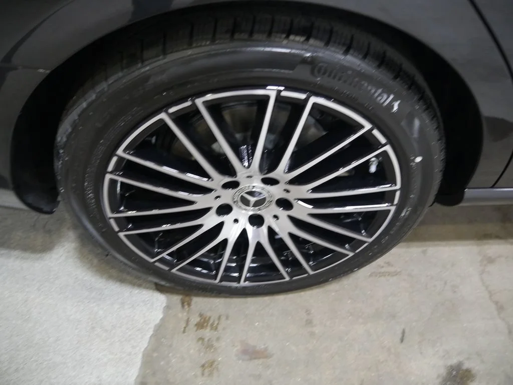 New 2026 Graphite Grey Metallic Mercedes-Benz C 300 image 14