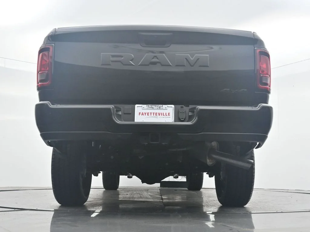 New 2026 Diamond Black Crystal Pearl-Coat Exterior Paint RAM  image 38