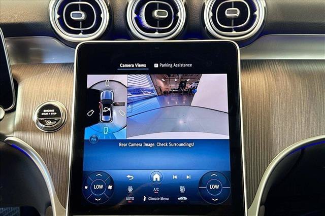 New 2026 Polar White Mercedes-Benz GLC 300 image 43