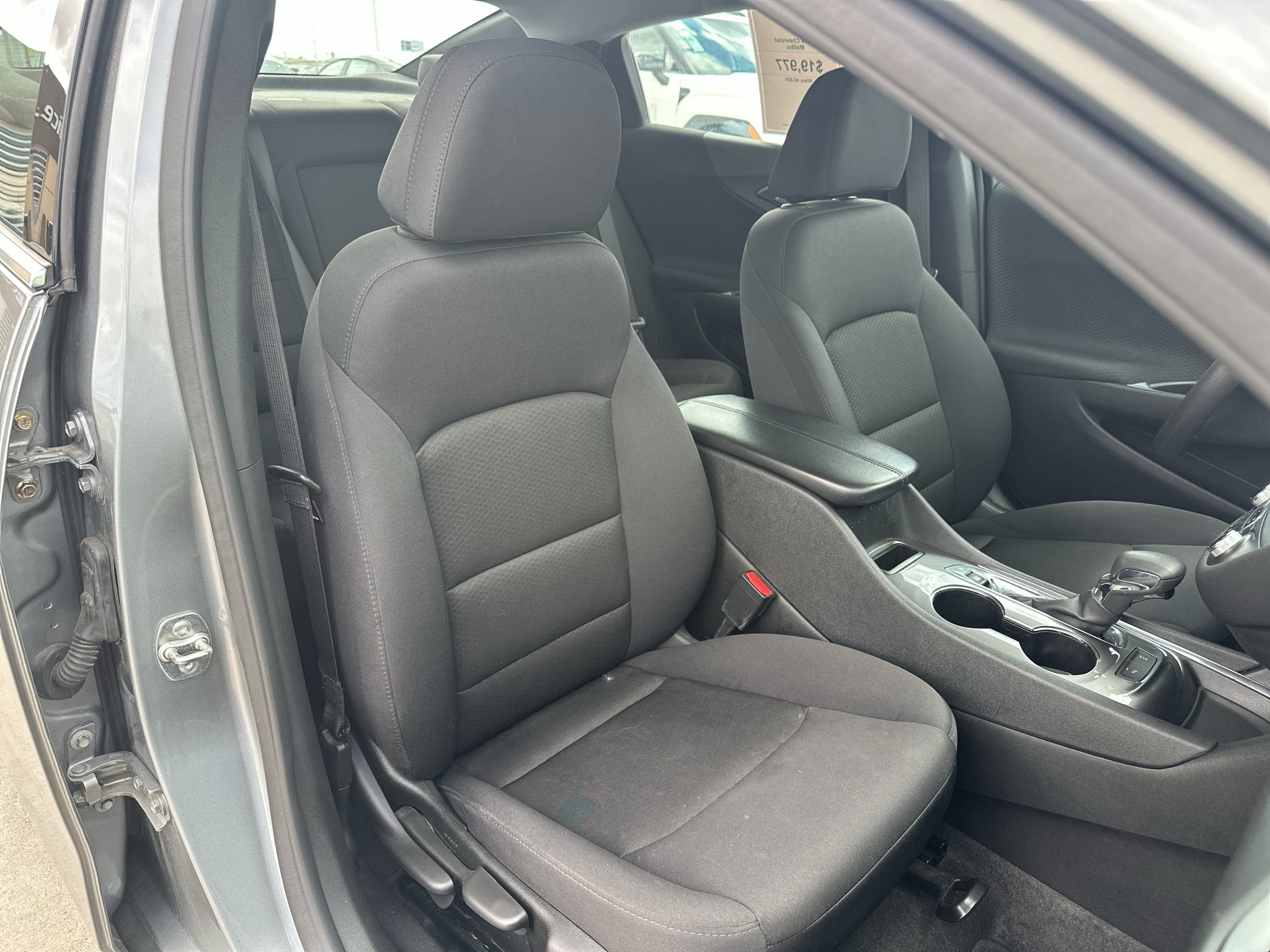 Used 2024 Sterling Grey Metallic Chevrolet LT (1LT) image 30