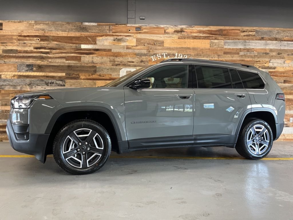 New 2026 Sting-Gray Clearcoat Jeep Laredo image 18