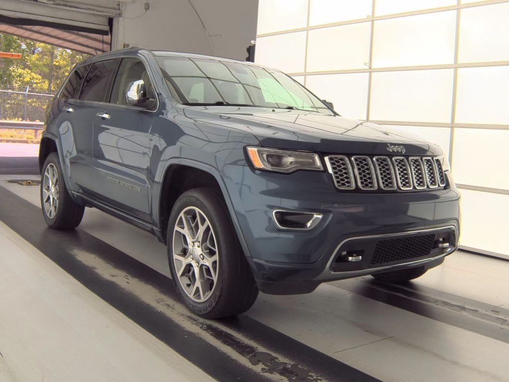 2021 Jeep Grand Cherokee Overland 4WD's photo