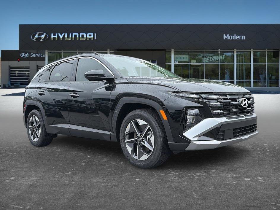 New 2026 Phantom Black Hyundai SEL FWD image 2