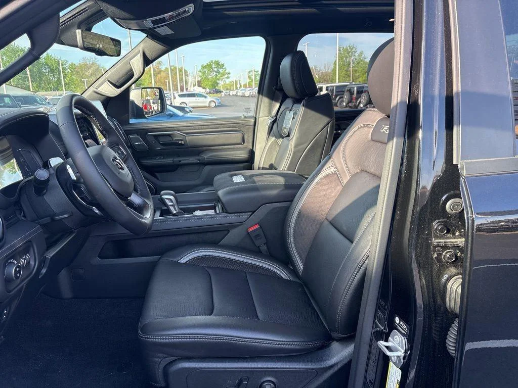 2026 RAM 1500 RHO - Photo 9