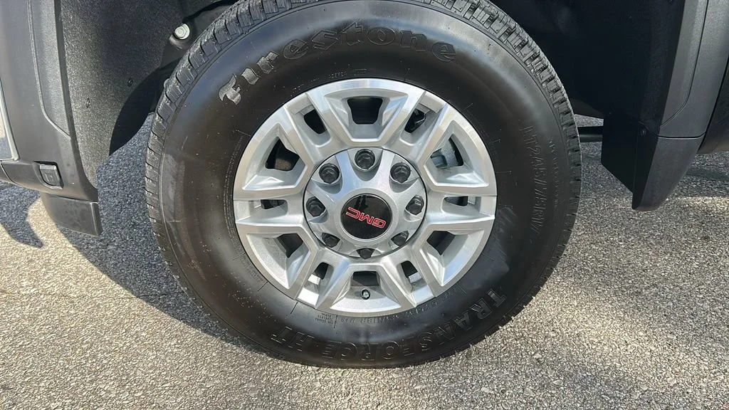 2025 GMC Sierra 2500HD SLE - Photo 9