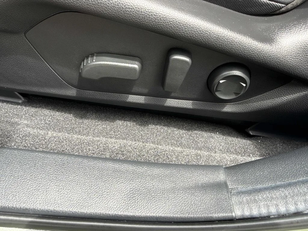 Certified Used 2025 Green Subaru Limited image 24