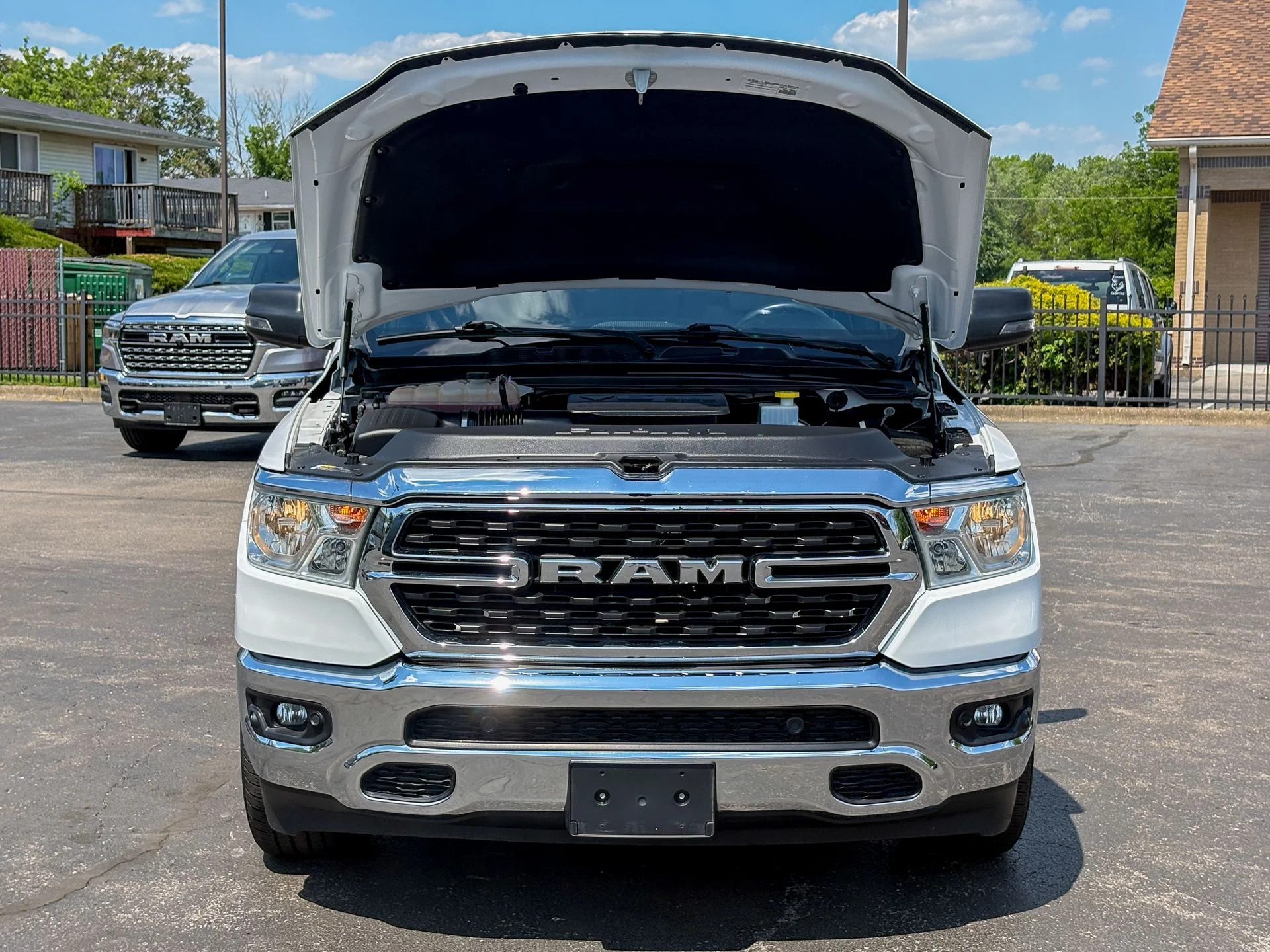 Used 2023 White Ram Big Horn/Lone Star image 35