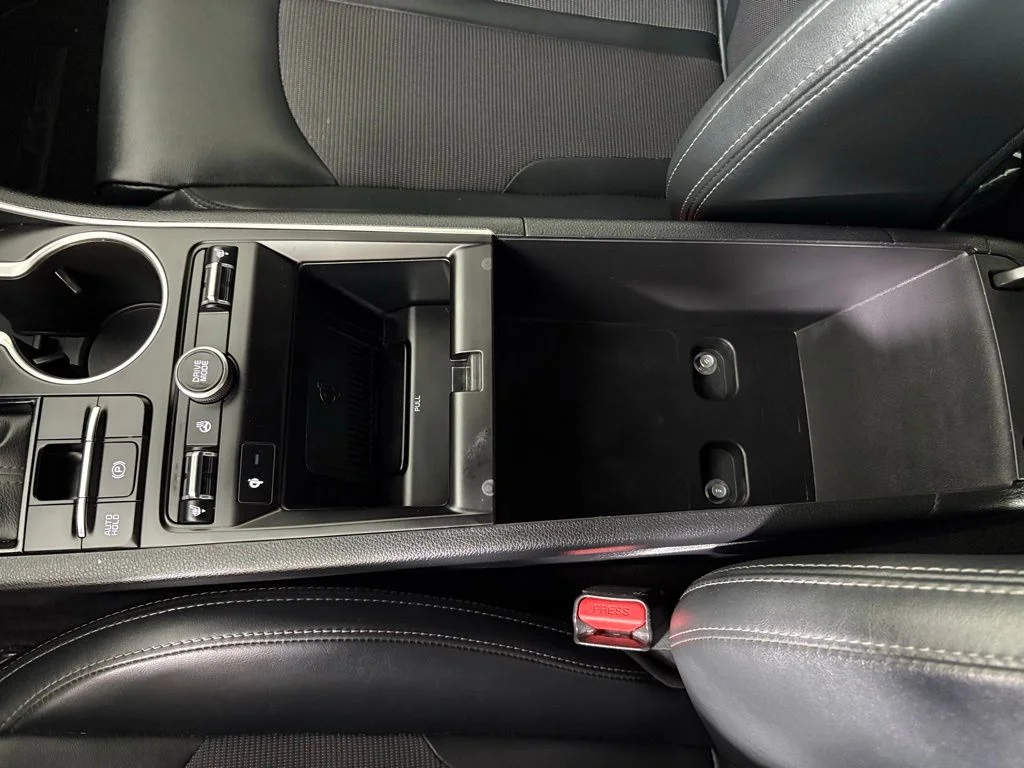Used 2024 Gray Kia GT-Line image 31
