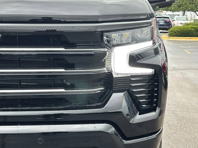 New 2026 Black Chevrolet High Country image 3