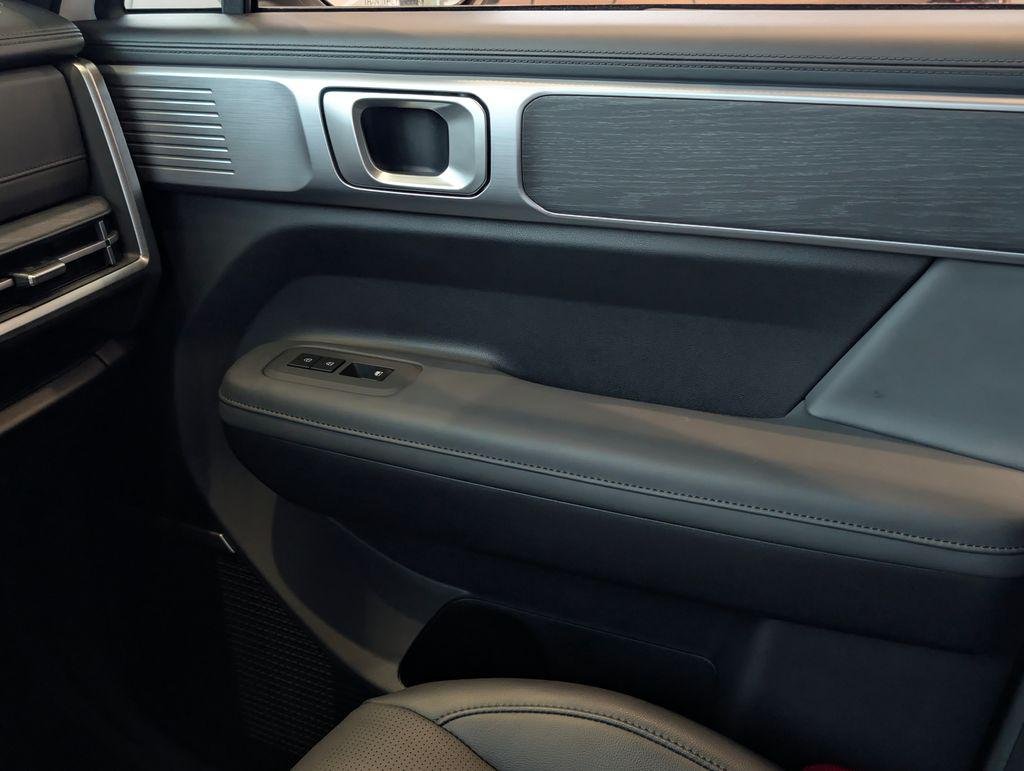 2026 Hyundai Santa Fe Limited - Photo 20