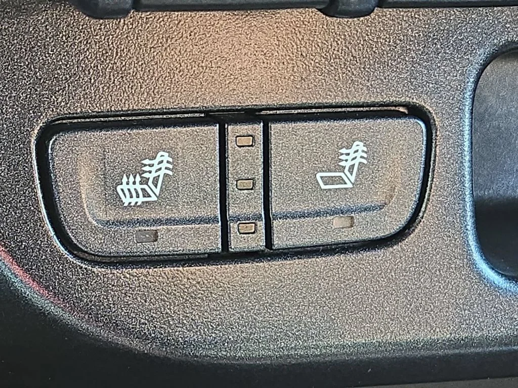 Used 2019 Black Chevrolet ZR2 image 36