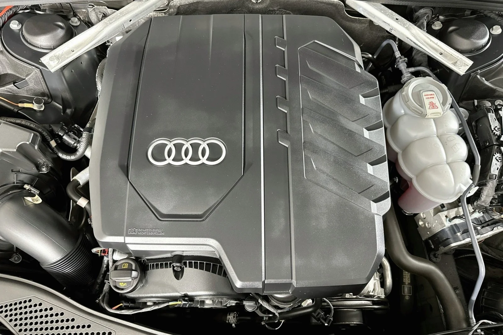 Used 2023 Mythos Black Metallic Audi S line Premium image 13