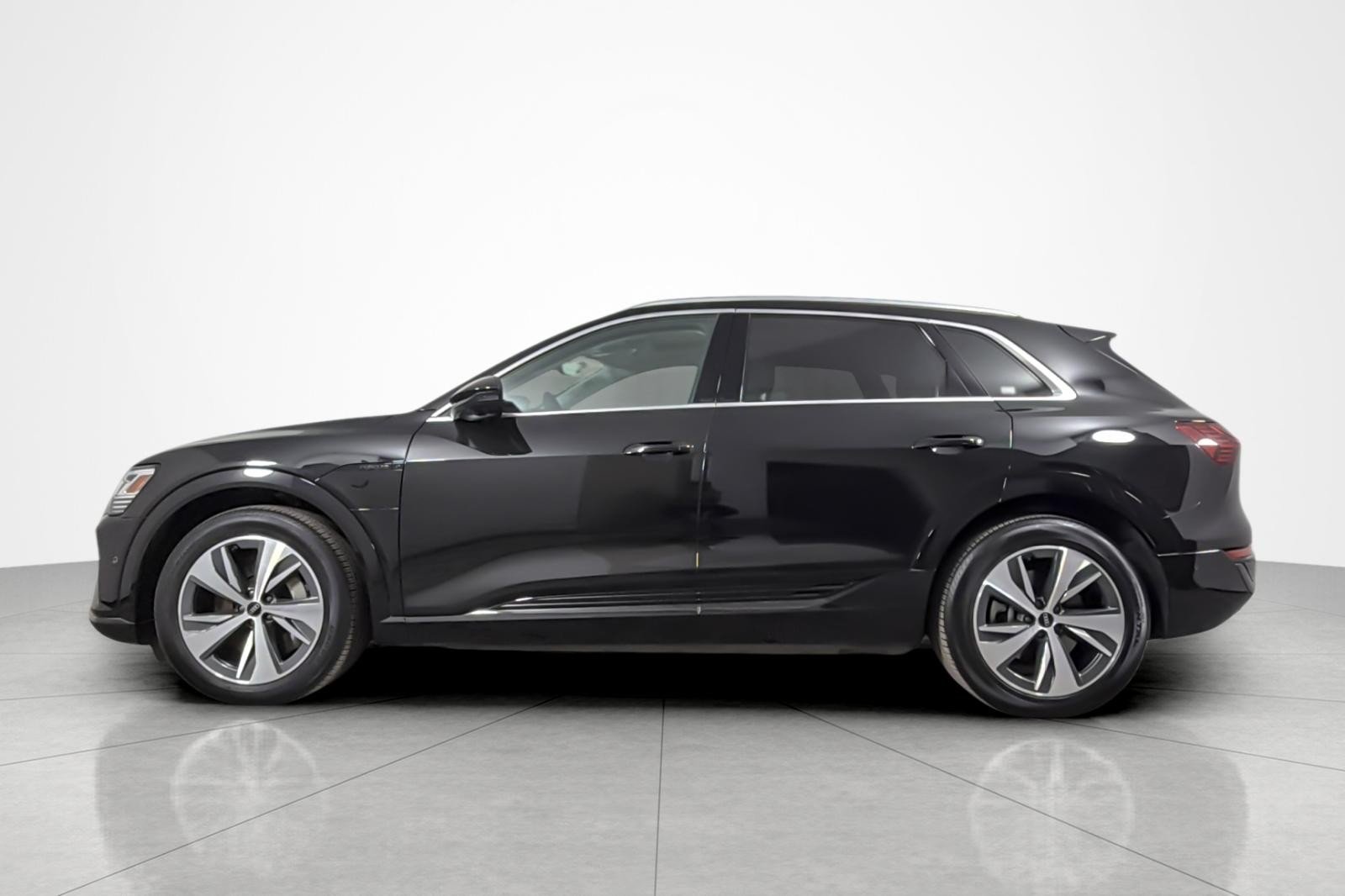 Used 2024 Audi Q8 e-tron Premium Plus with VIN WA15AAGE4RB007085 for sale in Newport Beach, CA