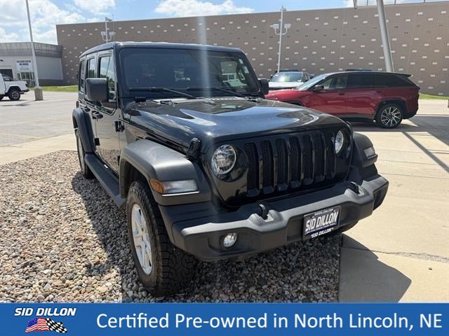 Used 2020 Black Clearcoat Jeep Sport S image 4