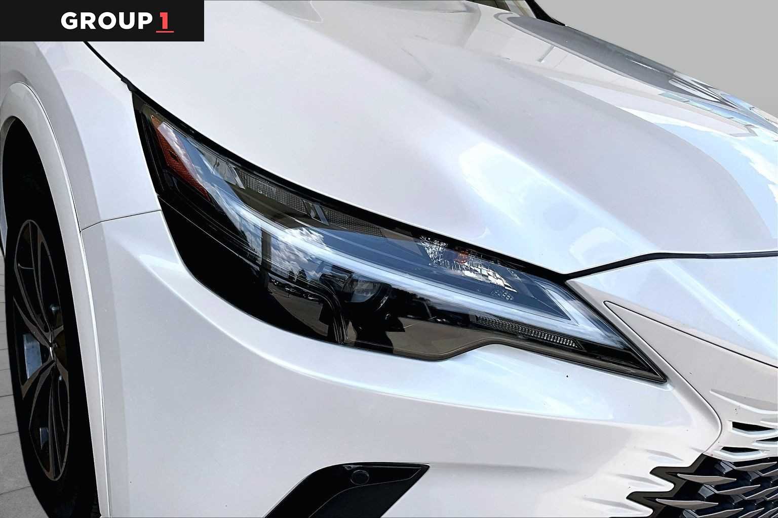Certified Used 2024 Eminent White Pearl Lexus  image 25