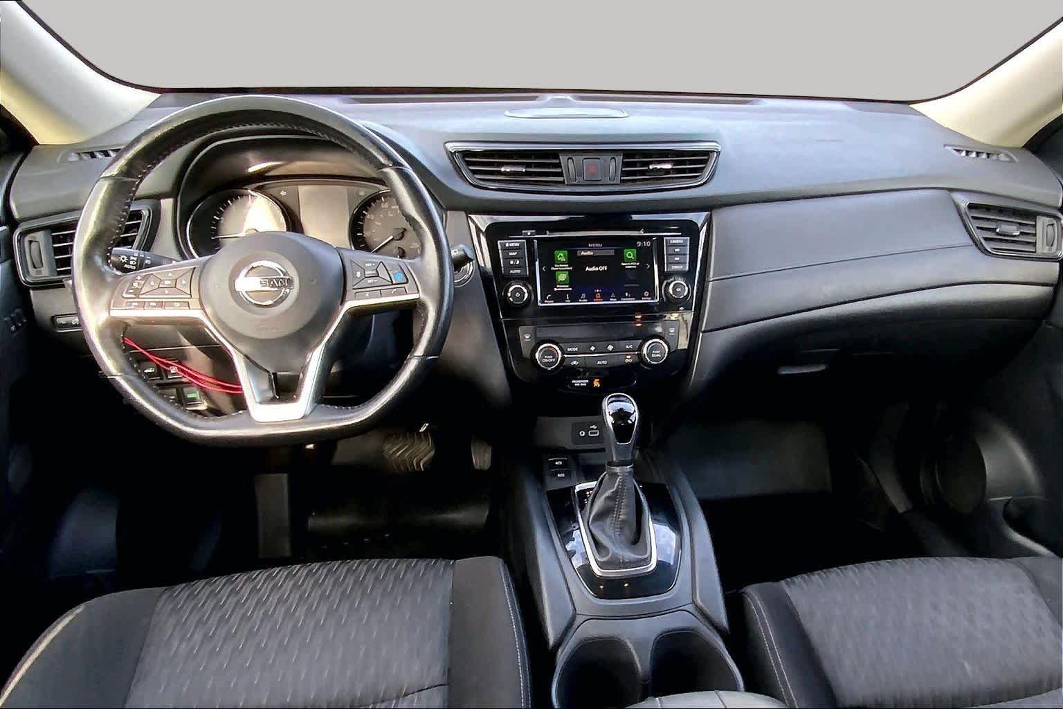 Used 2020 Pearl White Tricoat Nissan SV image 16