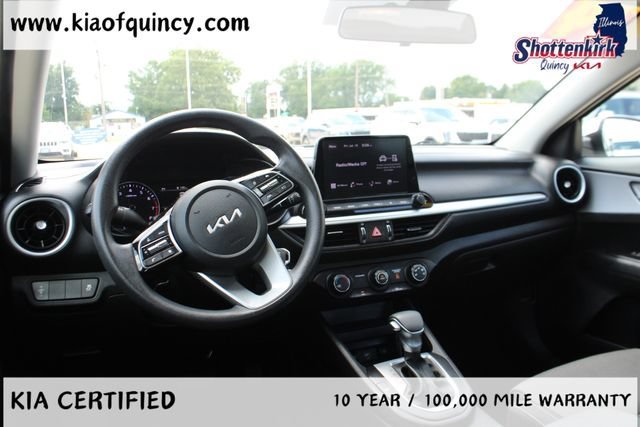 Used 2024 White_pearl Kia LXS image 8