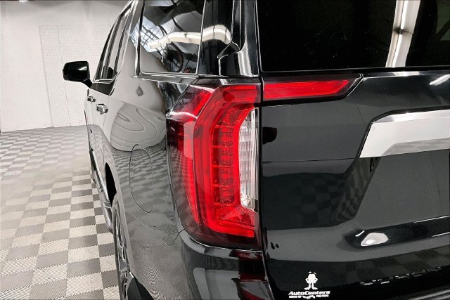 Used 2023 Onyx Black GMC Denali image 37