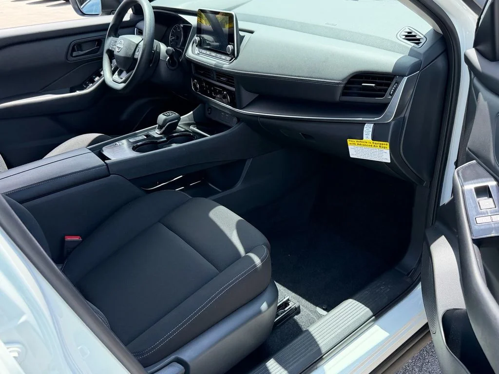 Used 2026 White Nissan S image 16