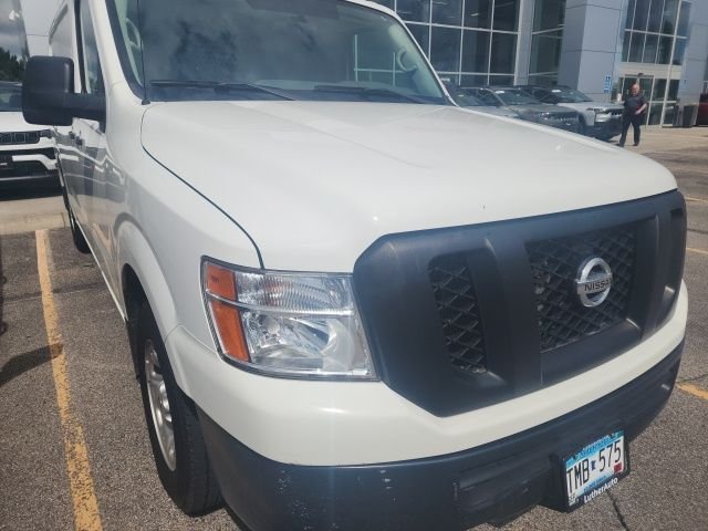 Certified Used 2020 White Nissan SV image 1