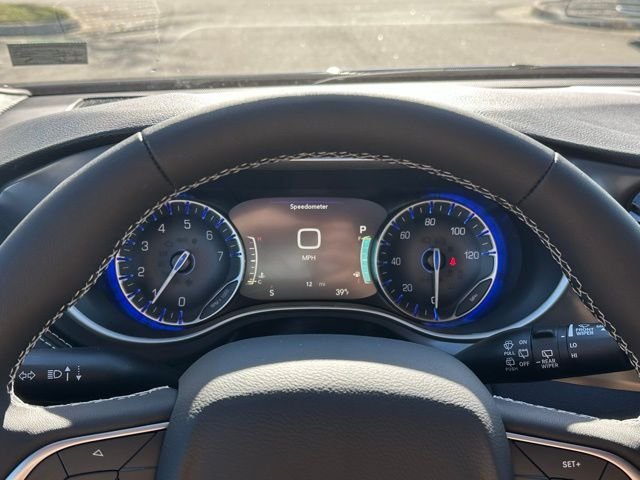 2026 Chrysler Pacifica Select - Photo 22