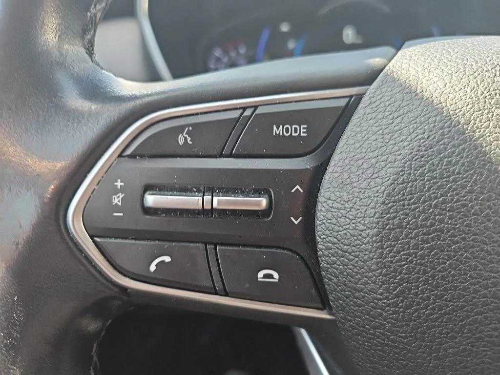 Used 2020 Silver Hyundai Limited image 20