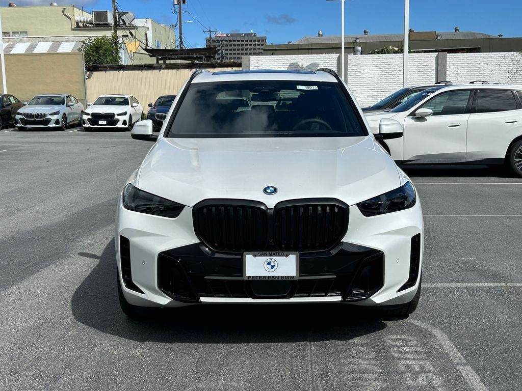 New 2026 Mineral White Metallic BMW xDrive50e image 8