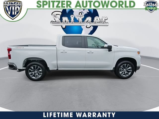 New 2026 Summit White Chevrolet LT (2FL) image 9