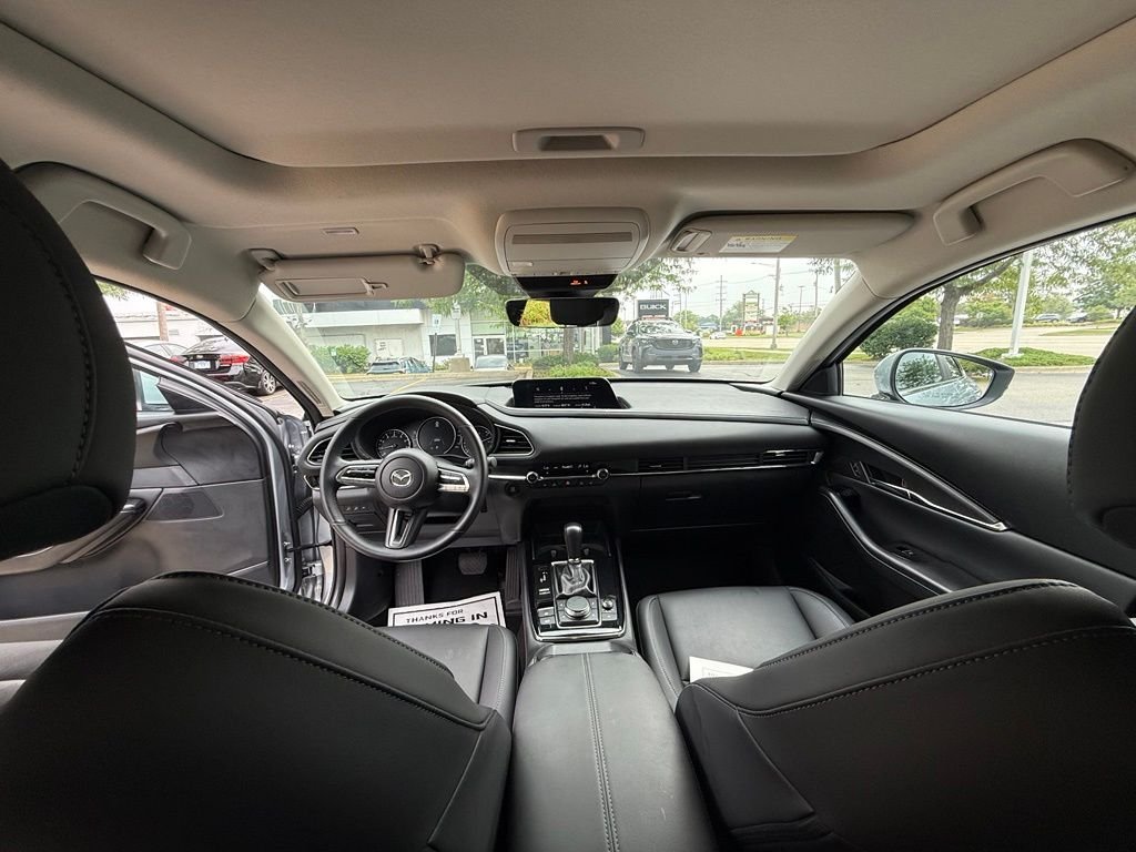 Used 2021 Silver Mazda Preferred image 27