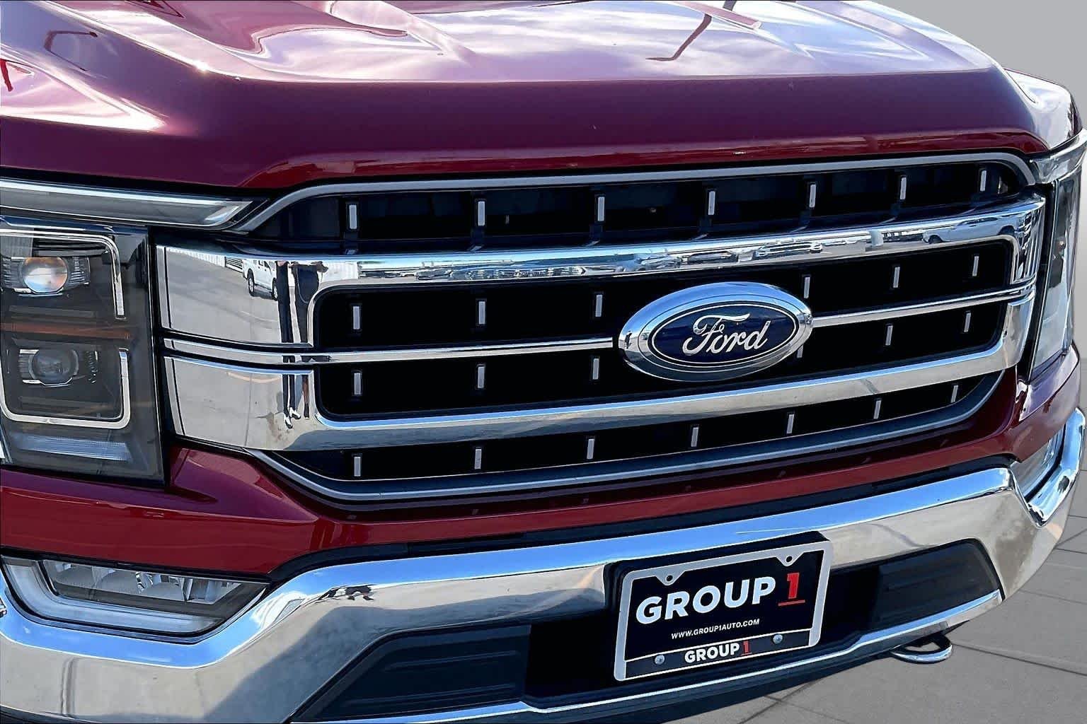 Used 2021 Rapid Red Metallic Tinted Clearcoat Ford LARIAT image 29