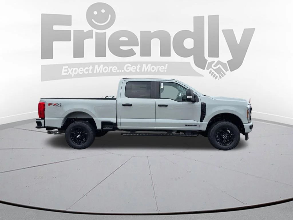 New 2026 Avalanche Ford F-350® XL image 4