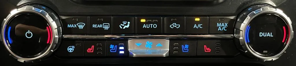 Used 2025 Gray Ford Platinum image 38