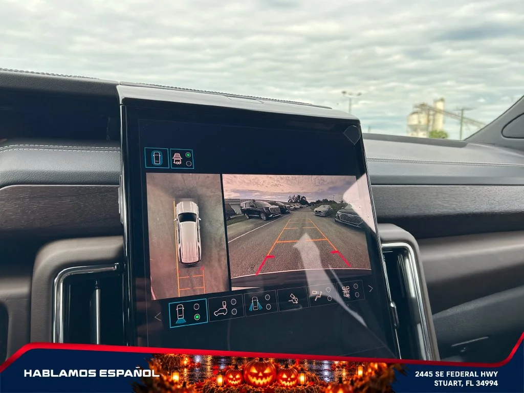 New 2027 Glacier White Tricoat GMC Denali Ultimate image 32
