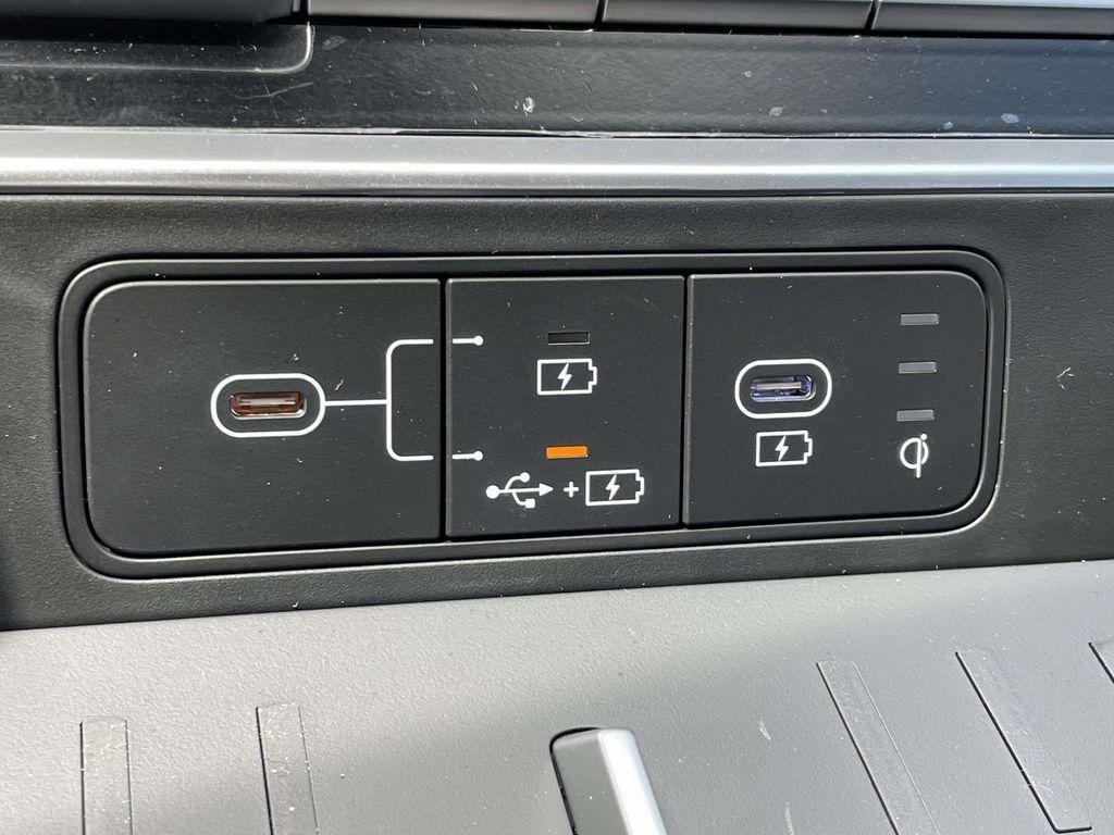 New 2026 Black Hyundai SEL FWD image 29