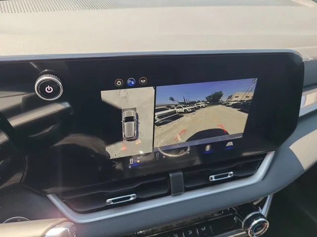 New 2026 Summit White Chevrolet LT image 26