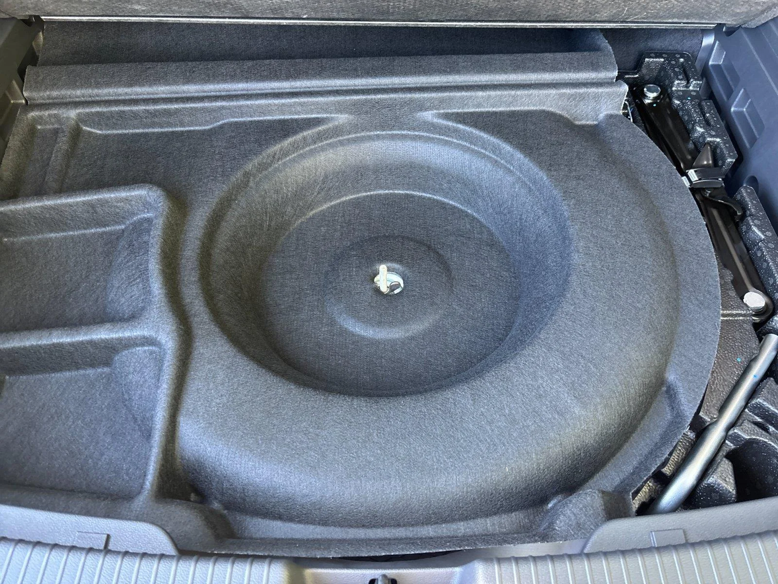 New 2026 Pure Gray Volkswagen 2.0T SE w/Technology image 35