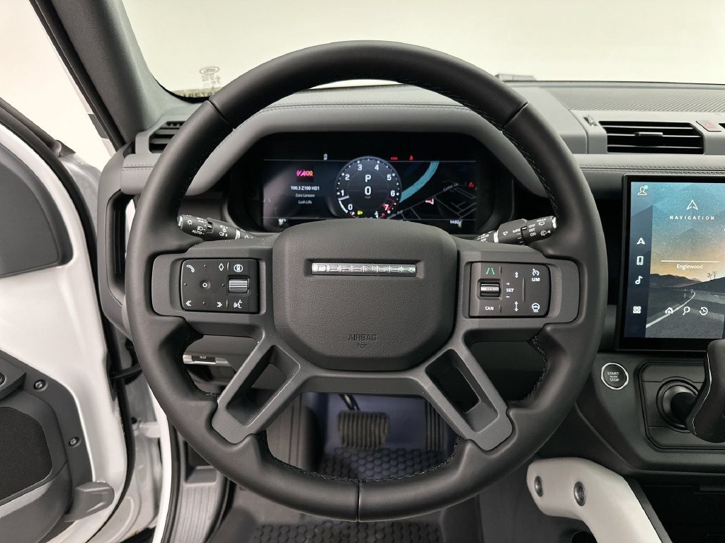 New 2026 Fuji White Land Rover X-Dynamic SE image 15