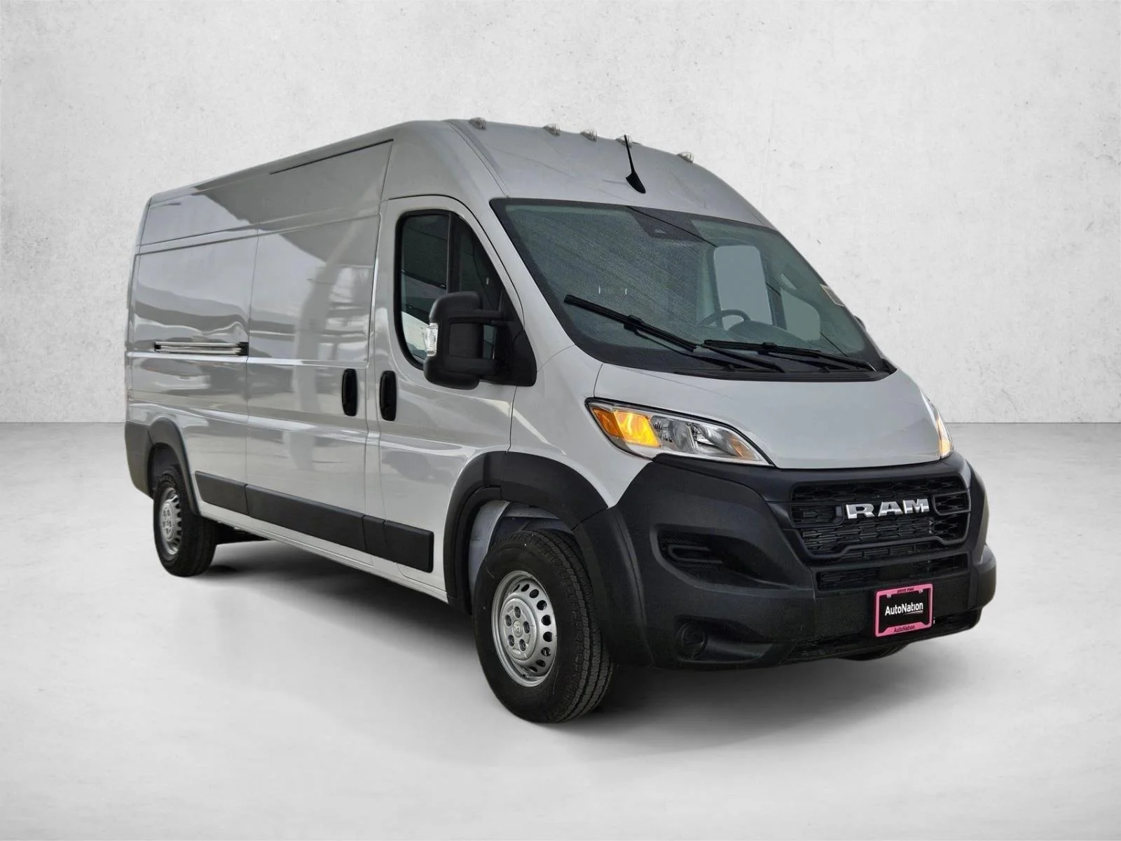 New 2026 Bright White Clearcoat RAM Tradesman image 7