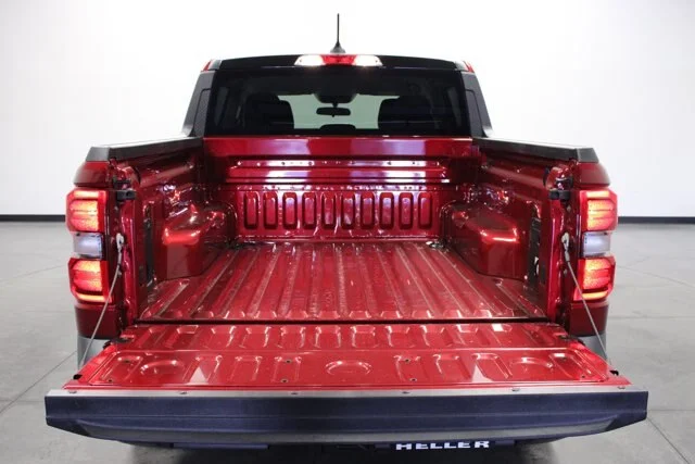 New 2026 Ruby Red Metallic Tinted Clearcoat Ford XLT image 37