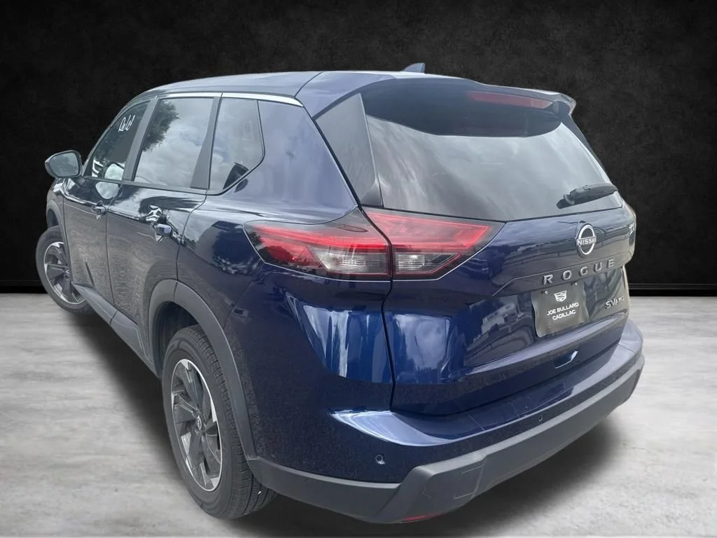 Used 2024 Deep Ocean Blue Pearl Nissan SV image 7