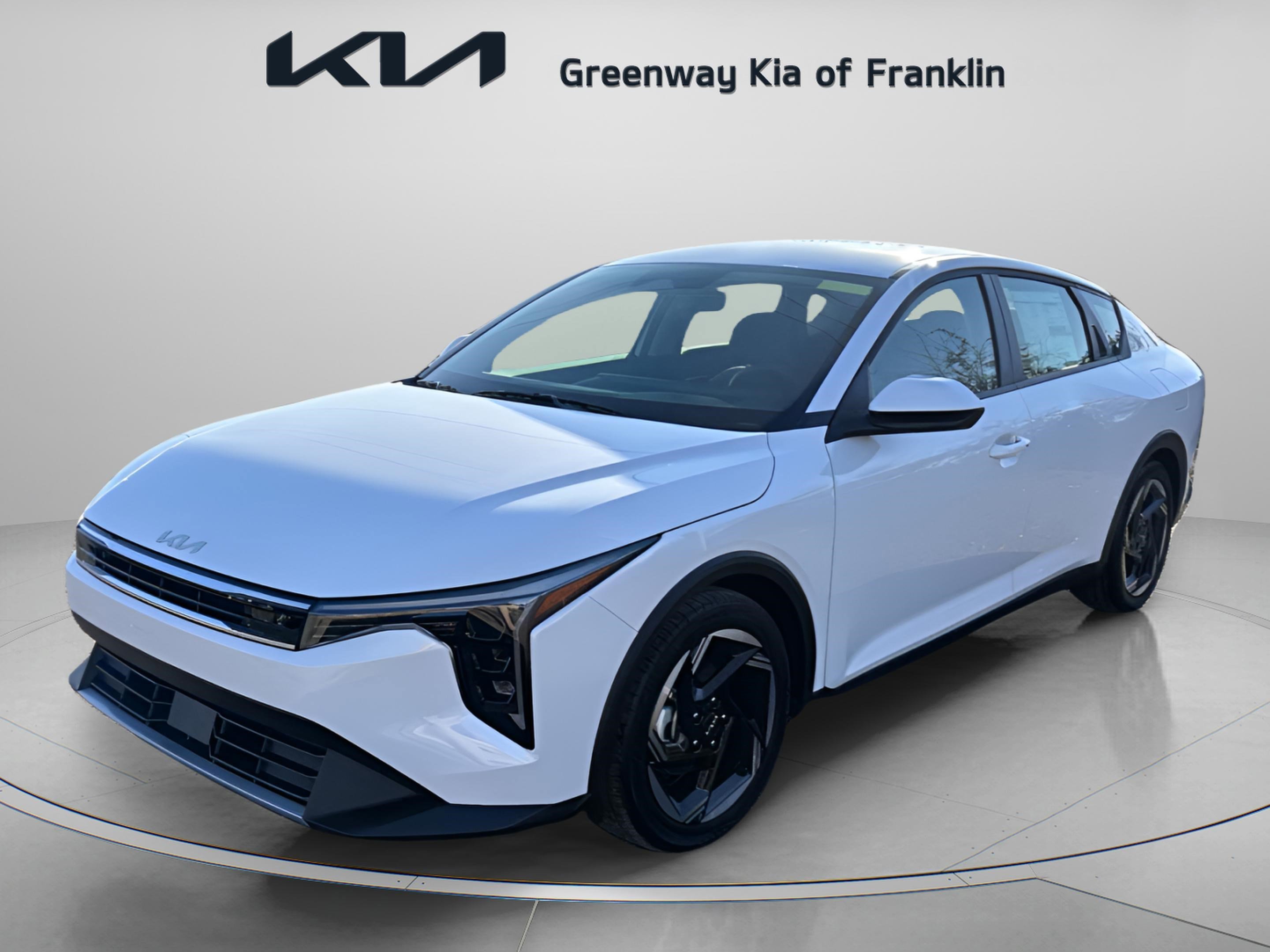 New 2025 Snow White Pearl Kia EX image 3