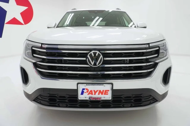 New 2026 Opal White Pearl Volkswagen 2.0T SE w/Technology image 2