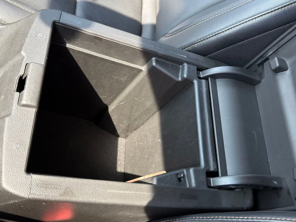 Used 2019 Red Chevrolet Premier image 38