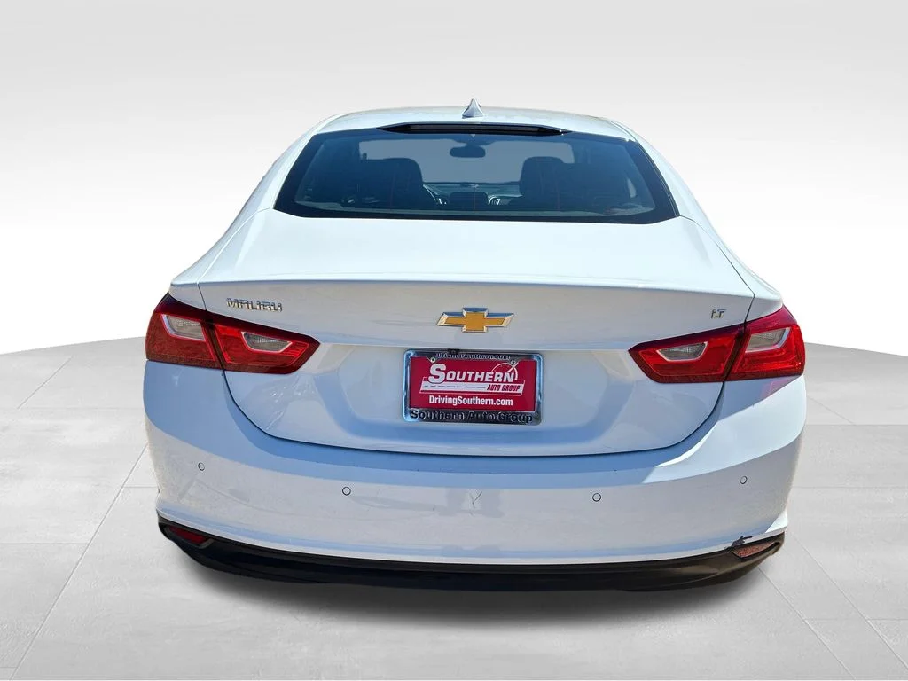 Used 2024 White Chevrolet LT image 4