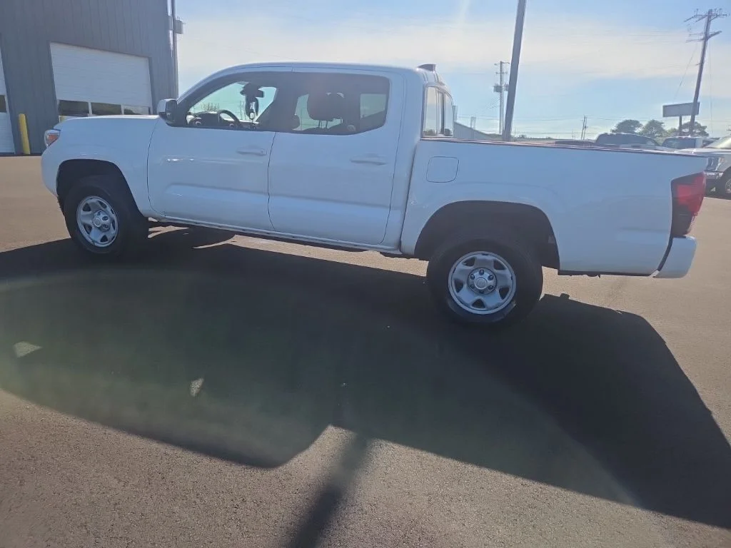 Used 2023 White Toyota SR image 10