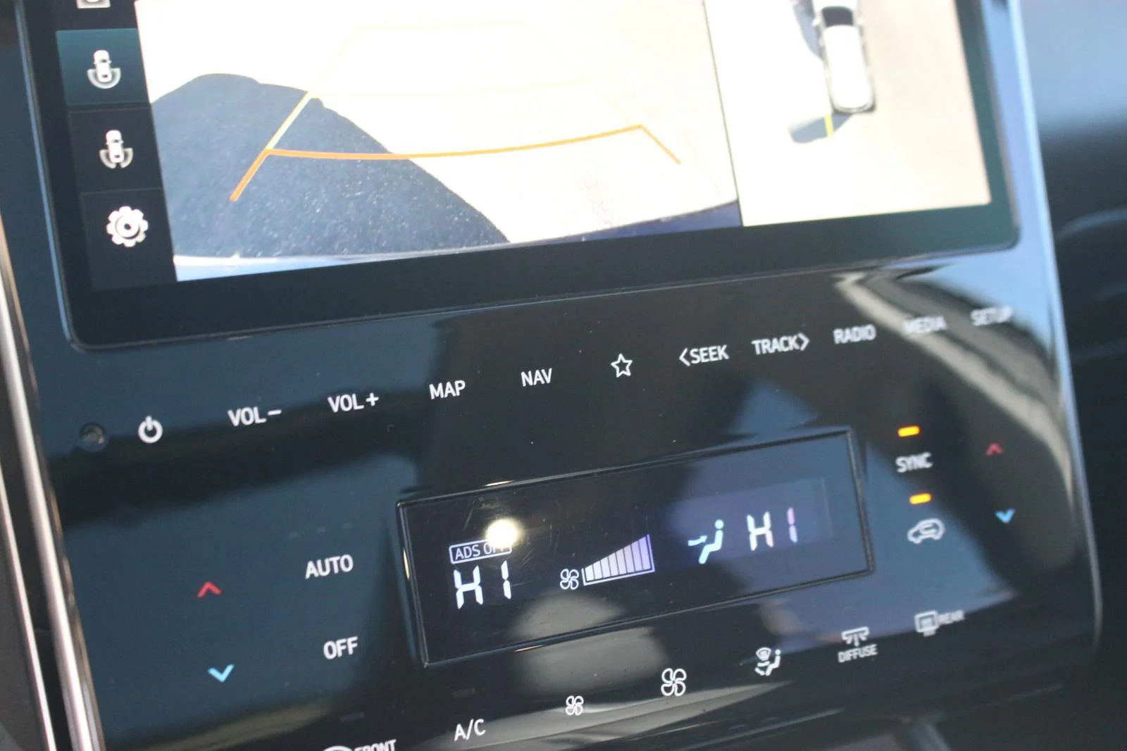 Used 2022 Blue Hyundai Limited image 29