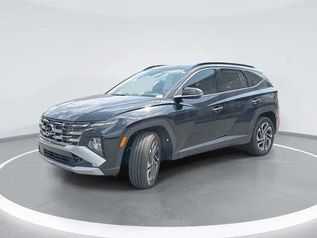 Used 2025 Black Hyundai Limited image 1